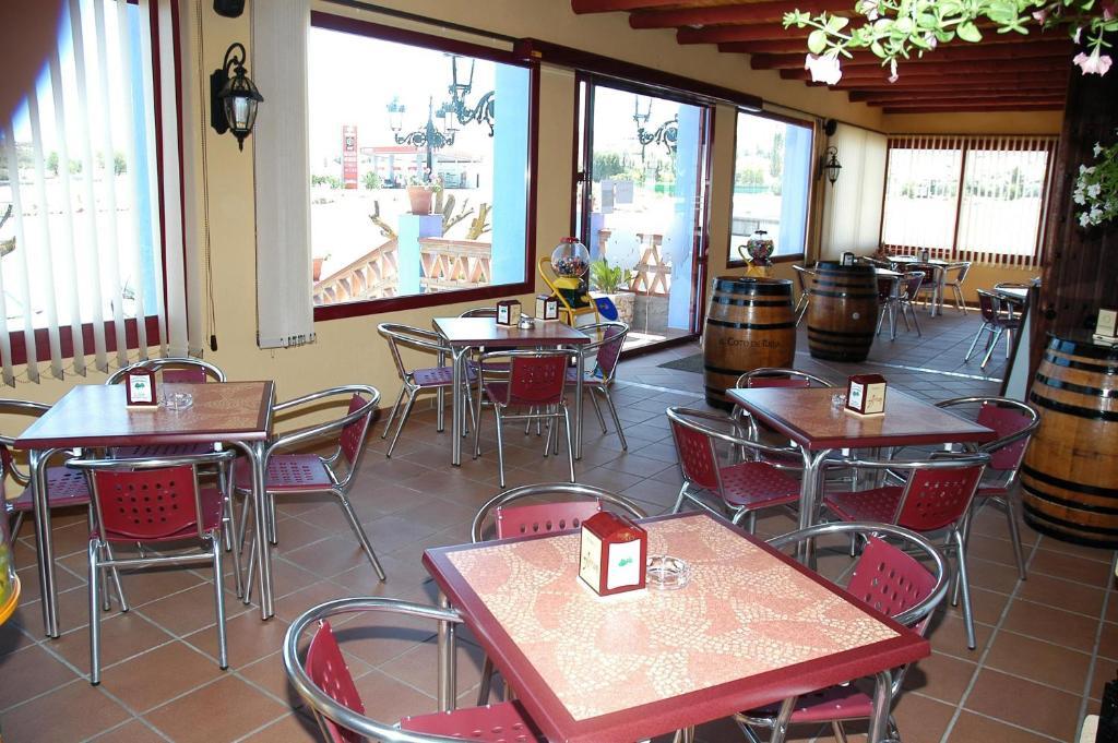 Hotel Rural Los Chaparros Freila Exteriér fotografie