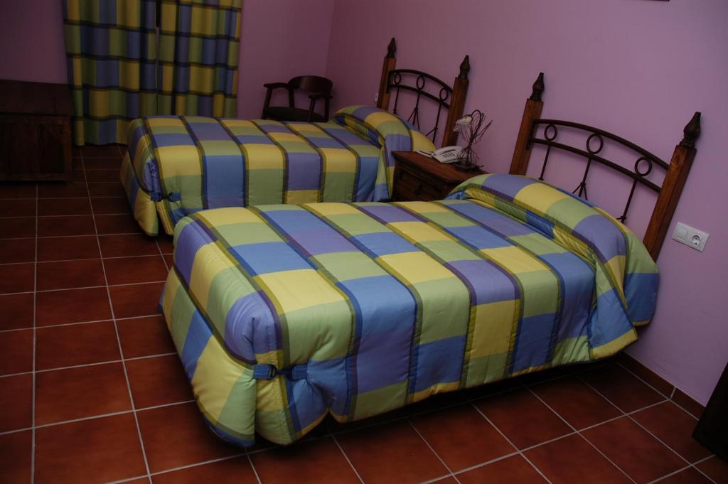 Hotel Rural Los Chaparros Freila Pokoj fotografie